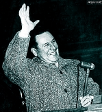 br) Há sessenta anos, Juan Domingo Perón levou ao poder na Argentina o Partido Laborista, depois Justicialista, que ele mesmo havia fundado.