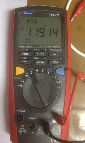 14 Figura12 Leitura do multímetro em OHM. Após calculada a temperatura lida pelo sensor tipo PT100 pode-se criar uma tabela de analise comparativa.