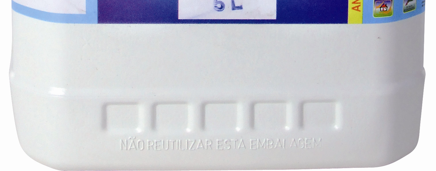 minutos, logo após aplique a segunda camada deixando secar por mais 40 minutos antes de trafegar sobre a superfície.