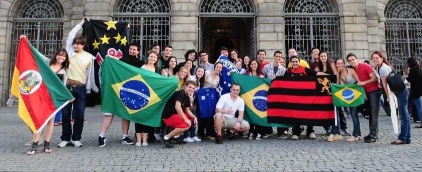 Projetos Erasmus Mundus (Ação 2) com o Brasil 5 Coordenações 4 Parcerias 1 Associação EBW EBWII MUNDUS17 BABEL EBW+ MUNDUS LINDO BE MUNDUS IBRASIL SUSTAIN T ELARCH 26 Países 162 Instituições