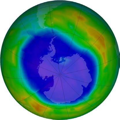 A Camada de Ozônio Encontra-se localizada entre 20 e 35 km de altitude e tem como função proteger a Terra do excesso de radiação ultravioleta do tipo B.