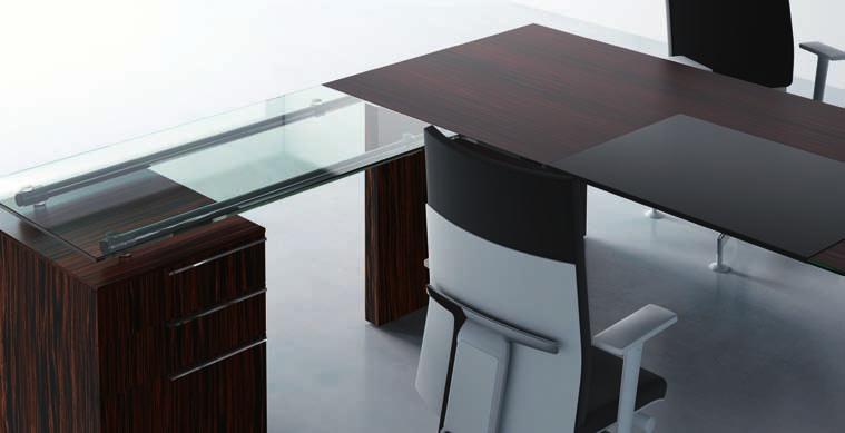 OXO+ dispõe de tampos em vidro ou madeira de ébano, é também possível combinar ambos os acabamentos para dessa forma personalizar ainda mais cada gabinete OXO+ is available with glass or ebony veneer