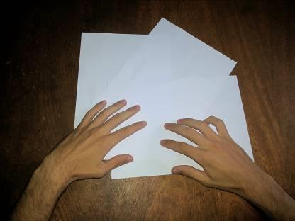 de papel feita com três folhas de papel