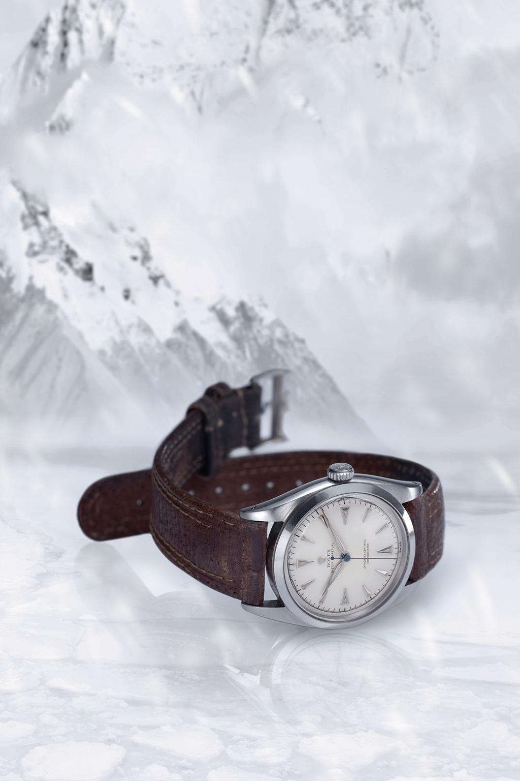 História do Explorer O CRONÔMETRO OYSTER PERPETUAL Quando os alpinistas atingem a mesma altitude que a de jatos comerciais em velocidade de cruzeiro e enfrentam temperaturas em torno de -50 C,