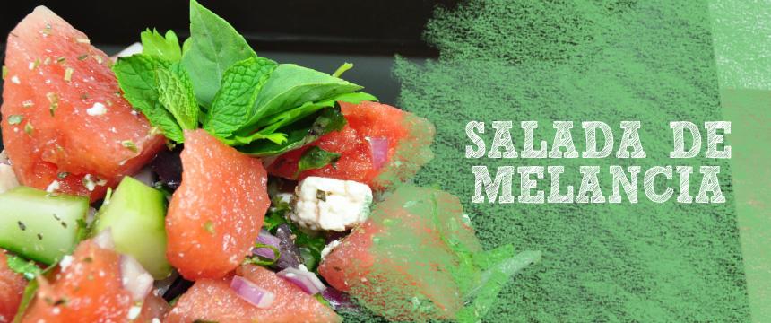Salada de Melancia Receita e Passo a Passo Uma das coisas que ajuda em uma reeducação alimentar é a ingestão de saladas, pois elas dão sensação de saciedade e o melhor: normalmente tem poucas