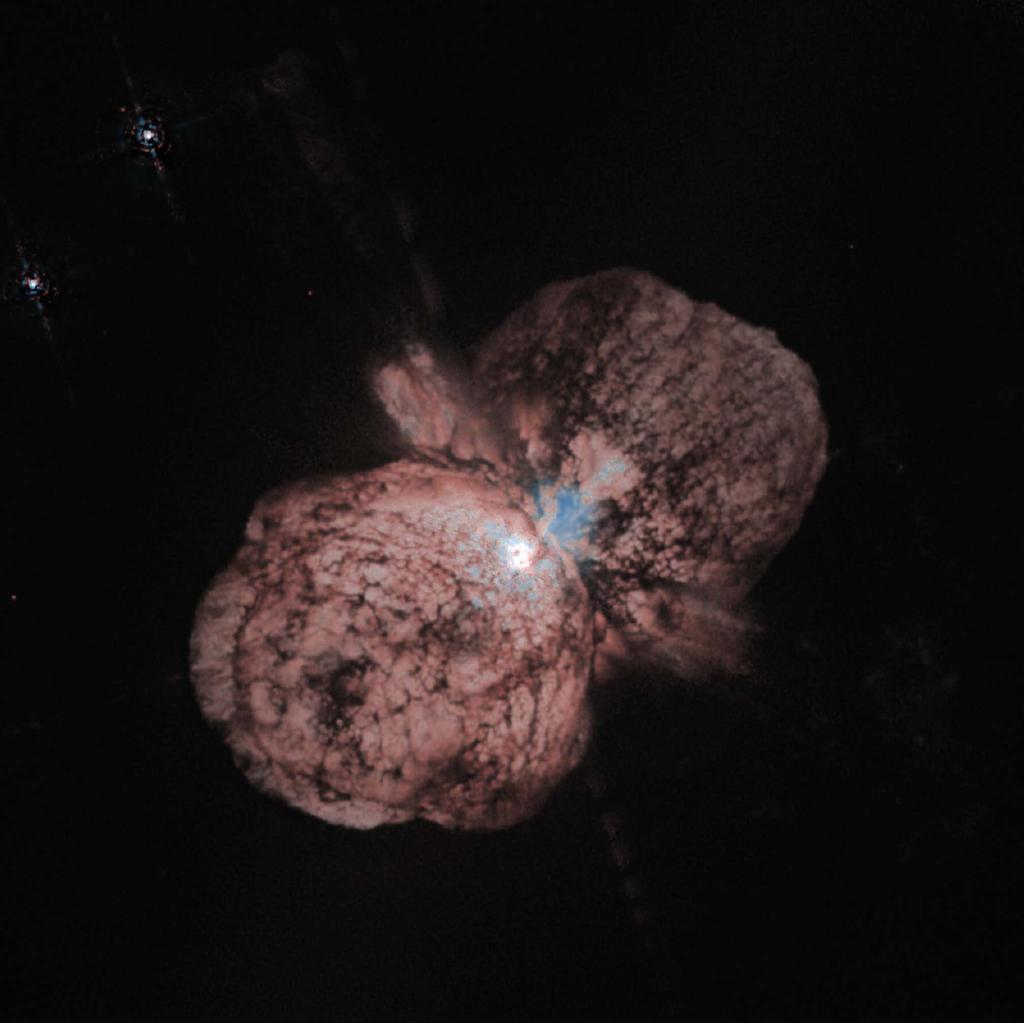 Essa é Eta Carinae, a estrela mais brilhante de