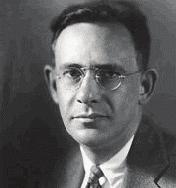 EDWARD SAPIR (1929) A linguagem é um método puramente humano e não instintivo de se comunicarem idéias, emoções e desejos por meio de