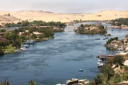 Nilo Aprender a lidar com as cheias do Nilo; Sistemas de irrigação; Rio Nilo Ferramentas de ossos e