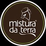 LINHA DE COSMETICOS DA MISTURA DA TERRA A Mistura da Terra nasceu na fronteira gaúcha, inspirada nos aromas, nas essências e na tradição dos pampas.