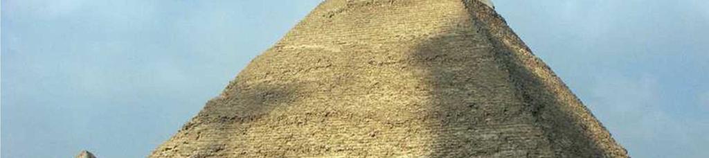 Um dos mais antigos registros do uso de lajes é de 2575 a.c. a 2134 a.c., na pirâmide de Kéfren no Egito.