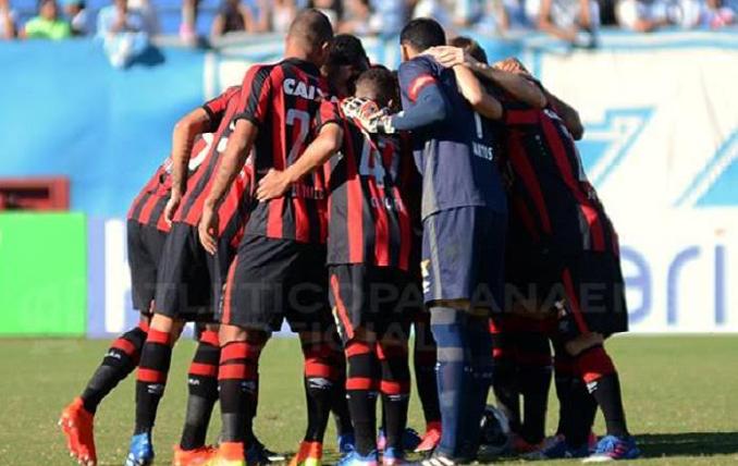 Atlético-PR e Coritiba decidem Paranaense pelas redes sociais POR ADALBERTO LEISTER FILHO Coritiba e Atlético-PR irão repetir a parceria da primeira fase do Campeonato Paranaense.