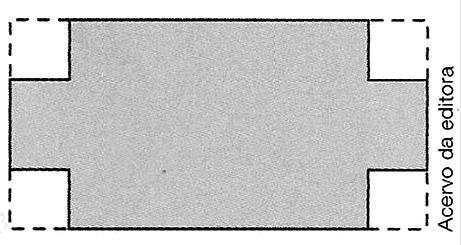 04ª) Considere um pedaço de cartolina retangular de lados 10 cm e 20 cm. Recortando quadrados iguais de lado x cm em cada canto, constrói-se uma caixa, dobrando-se as abas.