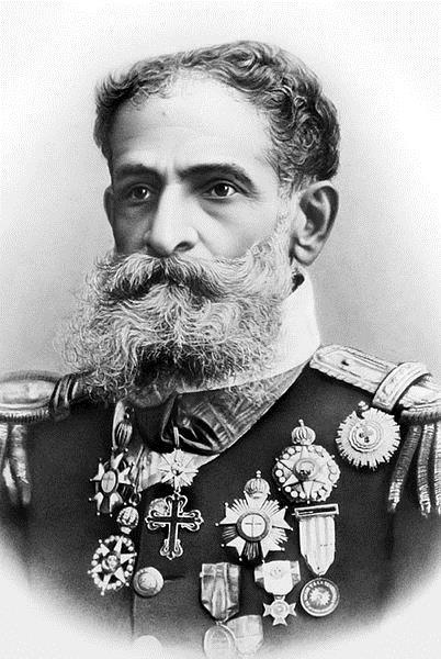 A IMPLANTAÇÃO DO REGIME REPUBLICANO (1889 1894) A REPÚBLICA DA ESPADA Período em que o Brasil foi governado por dois presidentes militares: Mal. Deodoro da Fonseca (1889 1891) e Mal.