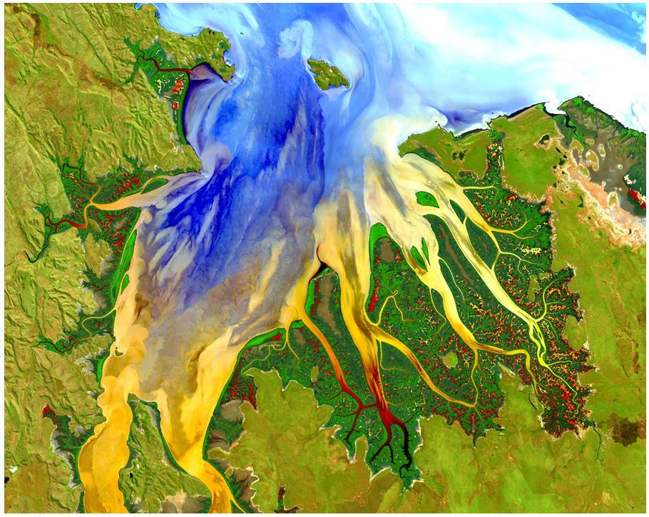 Exemplos LANDSAT 8 Oeste da Austrália ( 12/05/2013) Órbita 107; Pontos 70-71 Água- RGB com as bandas do vermelho, azul e ultra azul (4, 2, 1) Terra RGB com as bandas