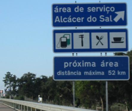 O sinal I4b - Aproximação de via de saída para a área de serviço (Figura 10. 14) utiliza-se para indicar a aproximação de uma via de saída para uma área de serviço.
