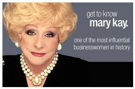 MARY KAY - Empresa Multinacional de venda DIRETA criada para enriquecer a vida das mulheres; - Fundada em 1963 por uma líder visionária chamada MARY KAY ASH; - Possui