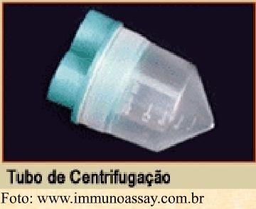 4 Tubos coletores usuário Foto: TF-Test Acrescente uma gota de detergente neutro em cada tubo coletor. 5 Acrescente 3ml de acetato de etila p.a. em cada tubo e feche-os cuidadosamente.