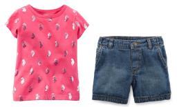 Camiseta Rosa e Prata/Shorts Jeans