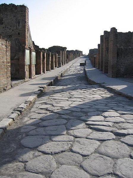 ARQUITETURA ROMANA Alguns tipos de edifícios característicos deste