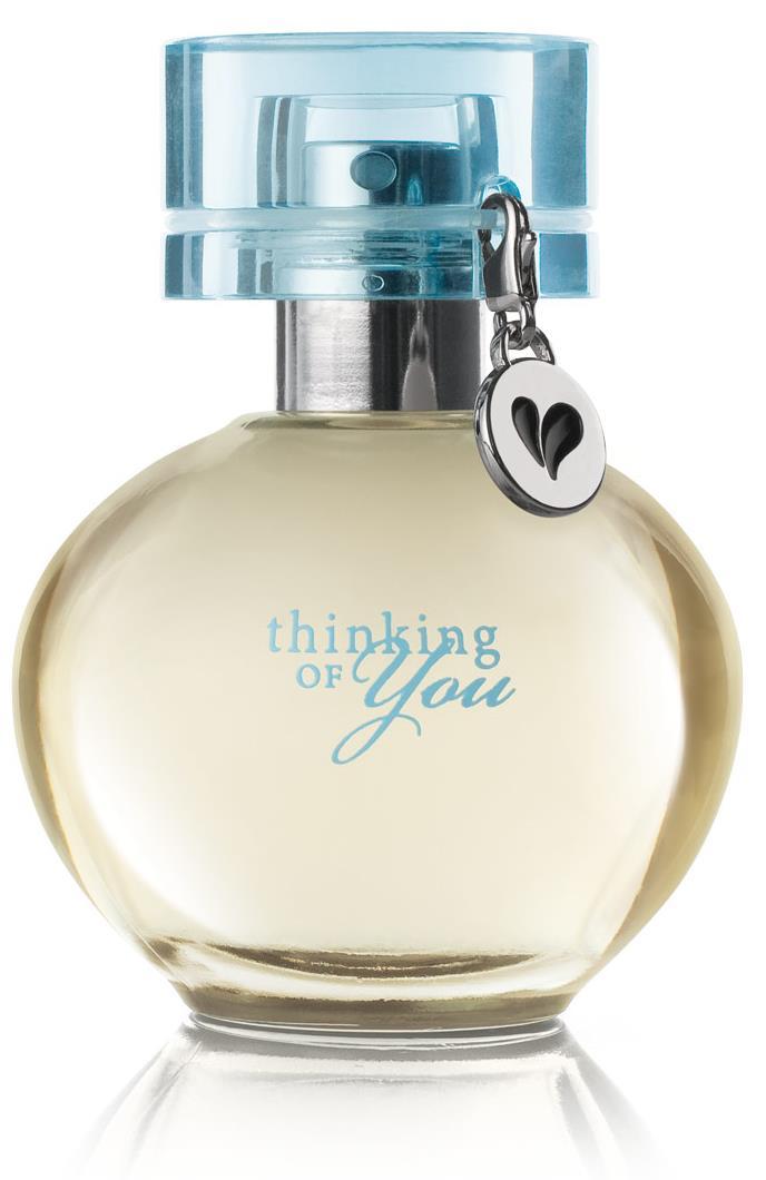 Thinking of You Eau de Parfum Frutal Floriental Notas de Topo: proporcionam uma primeira sensação de felicidade com um toque de tangerina, pêssego e ameixa.