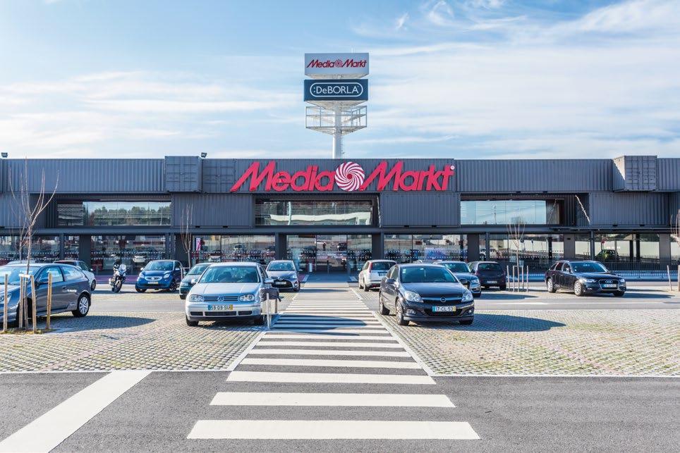 Leasing of 4 new stores, totalling 7,500 sq m, in Parque Mondego - Tiffosi, Moviflor, Ornimundo and CashExpress - which completed the occupancy rate.