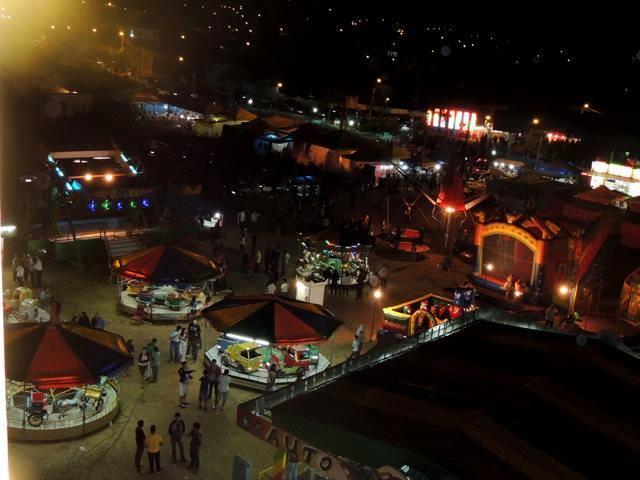 A Festa do Povo, que se realizava na praça central, e que ainda ocorre todos os anos na cidade, porém em outro local, é outro elemento de memória das artesãs.