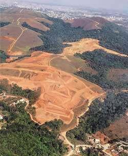 Obras com Terraplenagem