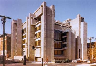 Fig. 05 - Escola de Arte e Arquitetura, Yale University, Paul Rudolph, New Haven, Estados Unidos, 1958. (Kahn, p.