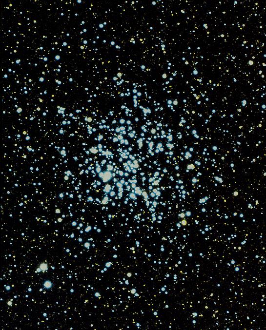 Outros objetos interessantes 23 Messier 11 (NGC 6705): aglomerado galáctico (jovem c/estrelas