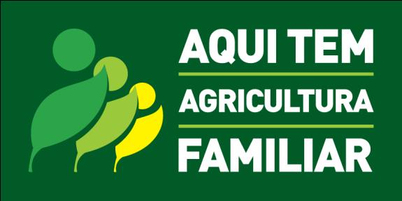 Selo da Agricultura Familiar IDENTIFICA E VALORIZA A PRODUÇÃO DA AGRICULTURA FAMILIAR Inclusão no processo de agro industrialização e comercialização: Agregar valor, Gerar renda e oportunidades de