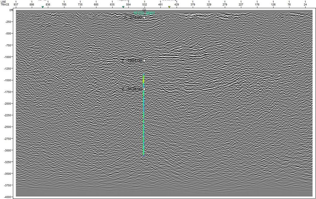 44 Figura 28 Seção sísmica 0027-1515 dip, em TWT (ms), de
