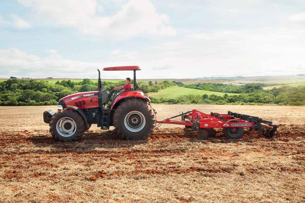 OPÇÕES DE TRANSMISSÃO. Os novos tratores Farmall contam com transmissões robustas e ótimo escalonamento de marchas.