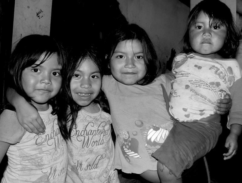 6 - Crianças Kaingang da aldeia Sede.