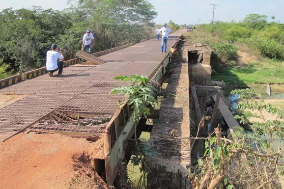 Casa de Tábuas Redenção: Rodovia em péssimas condições de trafegabilidade.