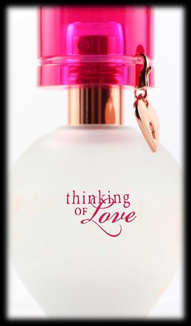 Thinking of Love Perfil de Consumidora Mulheres apaixonadas e marcantes Preferência por fragrâncias florais Topo: Mandarim, Rosas Baie, Fresia da