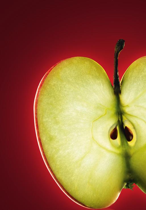 A Yves Rocher dedica à mulher de 40 anos o activo mais poderoso da Cosmétique Végétale : os Oligósidos de maçã.