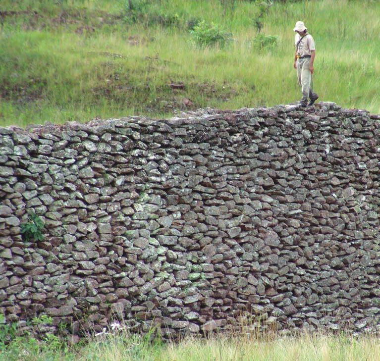 Sítio arqueológico de São Francisco Xavier (MT) Passo a passo para a preservação do patrimônio Nos últimos 70 anos a sociedade vem lutando para consolidar a legislação que protege os sítios