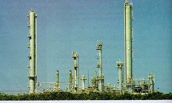 O Processamento do Petróleo O processo de separação utilizado chama-se destilação fracionada, é executado