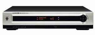 . 300-hr TiVo Series3 HD Digital Media Recorder Possibilidade de controlar HDTV, gravar dois programas ao mesmo tempo. Dispõem de 300 horas para gravação standard ou ate 32 em HD.