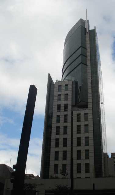 aspecto imponente da fachada, que faz referência aos edifícios de New York do início de século passado. No segundo edifício, o Millennium Office Park (Figura 9.