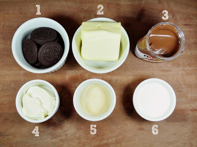 1) 200g de Negresco ou Oreo; 2) 100g de manteiga sem sal; 3) 500g de Nutella ou creme de avelã da sua preferência; 4) 450g de cream cheese*; 5) 12g de sopa de gelatina sem sabor (ou seja, ½ pacotinho