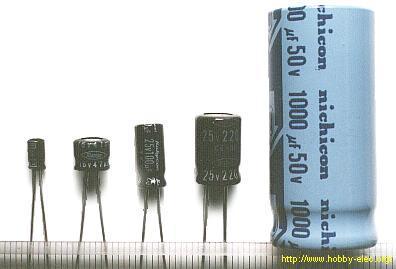 6 7,x x 3,8x m,8x8,85x Para que o capacitor não conuza eletriciae entre suas placas E = (V/) E max.