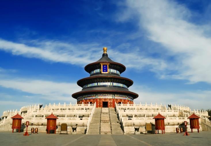 PRINCIPAIS MONUMENTOS ARQUITETÔNICOS DA CHINA Temple of Heaven: também conhecido como Templo do Céu é um complexo de templos taoístas situado em Pequim.