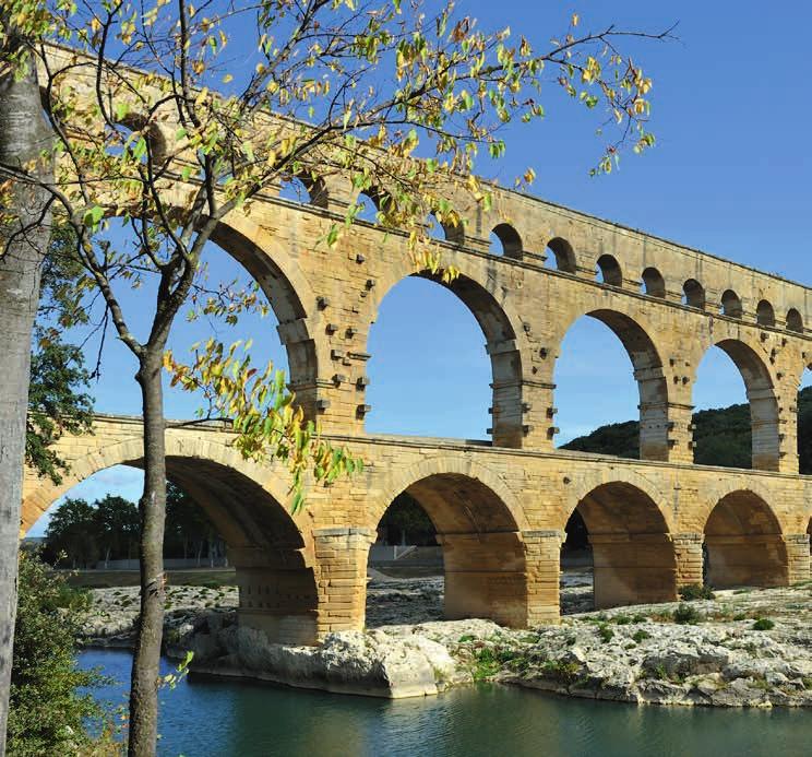 o aqueduto foi cortado e a parte final abandonada, forçando os romanos da idade média a tirar água dos poços e do Rio Tibre.