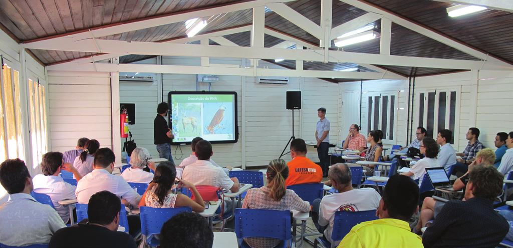 Experiências sobre Manejo Integrado e Adaptativo do Fogo são compartilhadas e avaliadas em Palmas 07/2015 O Projeto Cerrado-Jalapão realizou, nos dias 9 e 10 de julho de 2015, em Palmas- -TO, a