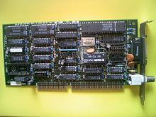 ISA (Industry Standard Architecture) Origem junto com 8088 Barramento de dados com 8 bits Velocidade de 4,77MHz 1984 (IBM AT Intel 80286) Barramento de dados com