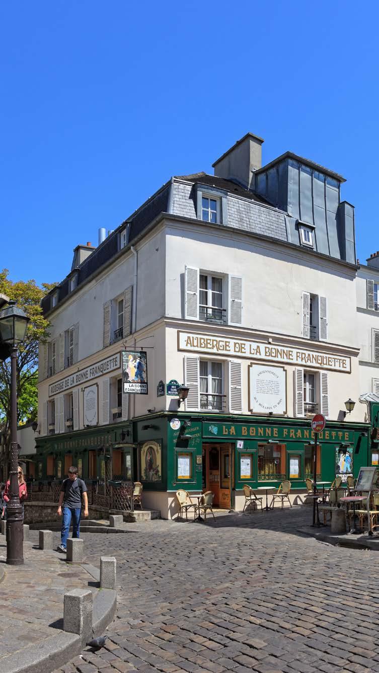 OUTROS BONS PASSEIOS COM ARTE Bairro de Montmartre Foi durante a Belle Époque, na virada do século 19 para o 20, que este bairro se tornou um ícone da arte na Cidade Luz.