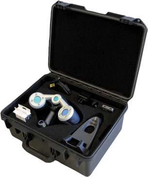PACOTE Scanner Handyscan 3D a laser Licença de software do Seta de referência com maleta Placa de calibragem Apoio ergonômico (para o scanner) Cabo FireWire de 2,5 metros Adaptador FireWire
