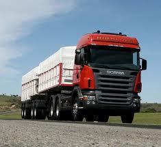 UNIDADES DE TRANSPORTES TRAILERS (CARRETAS) Os trailers são utilizados para o transporte de máquinas de