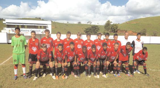 Jornal do 18º Festival de Futebol Infantil do Espírito Santo/2013 Fevereiro de 2013/ Pagina 3 Recepção aos Campeões A conquista foi bastante festejada em Domingos Martins Uma passeata pelas